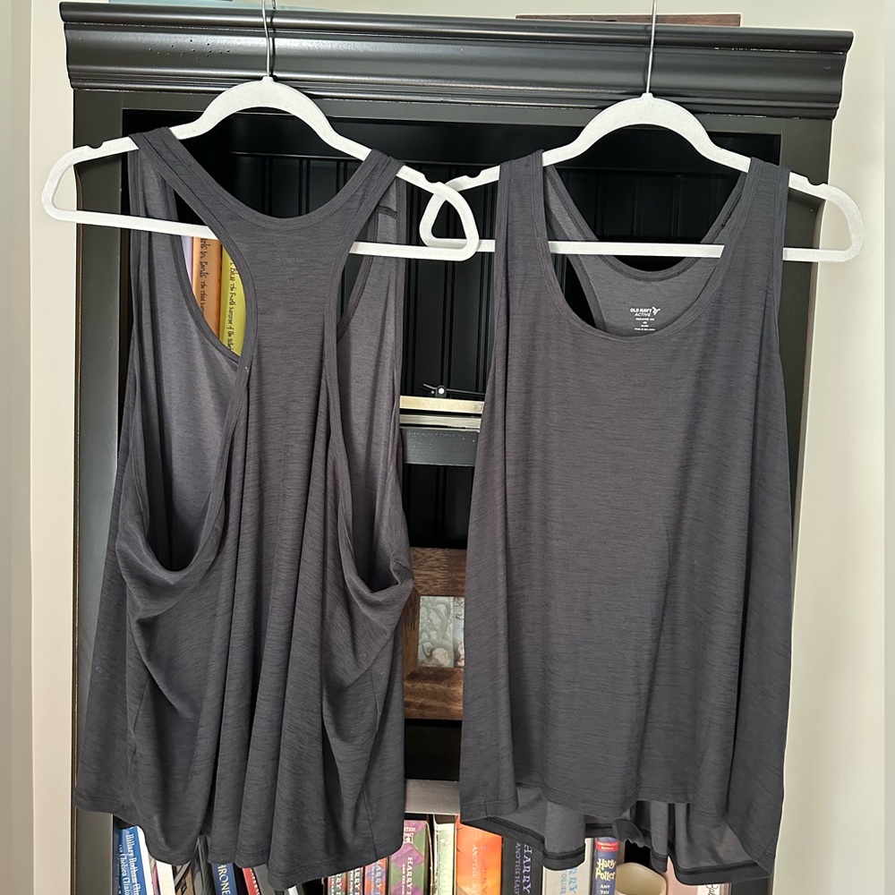Old Navy Gray Active Go Dry Plus Tank Tops- 4X